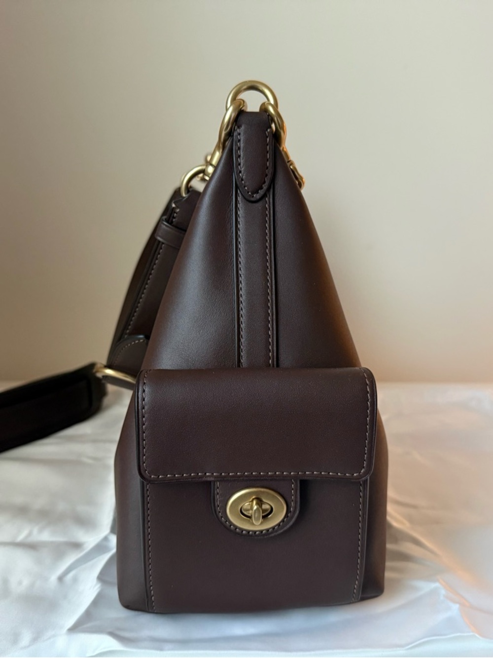 COACH Pocket Juliet 30 Shoulder Bag - Picture 4 of 7